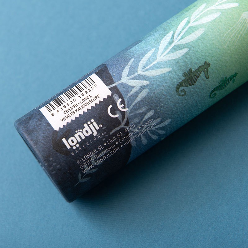 <p>kaléidoscope de baleines</p>